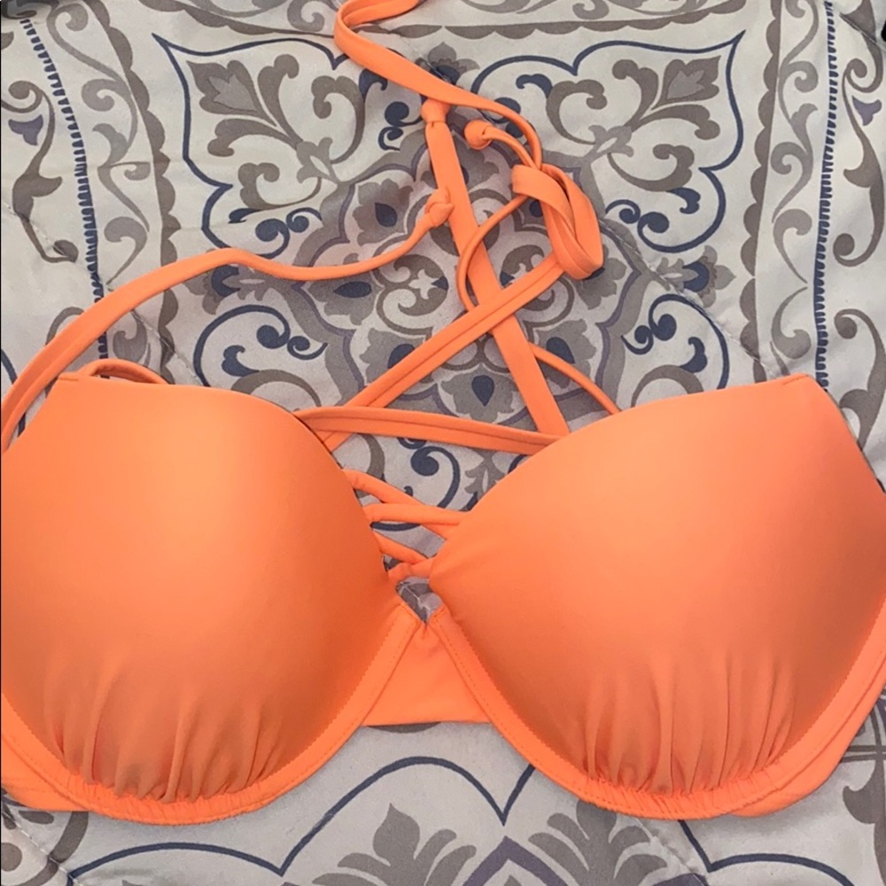 Bikini top